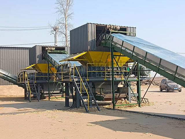 沈陽遼中黃貯秸稈生產(chǎn)線現(xiàn)場(chǎng)